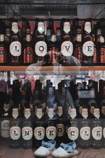 從寧?kù)o到微醺 一張壁紙引發(fā)的想象之旅